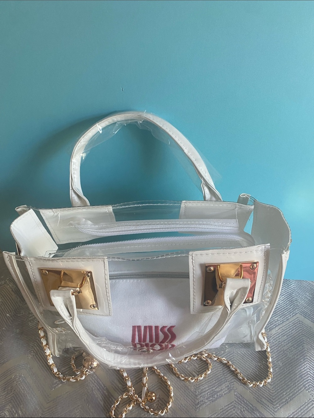 Dior White Canvas Pouch with Red Miss Dior Embroidery - Picture 5 of 7